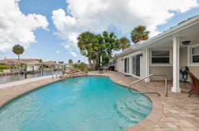 Coastal Charm- Seaside Hideaway home